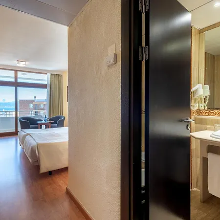 Hotel Leonardo Costa Del Sol 4*